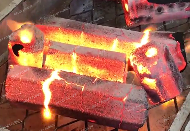 Petite usine de machines à charbon en Turquie