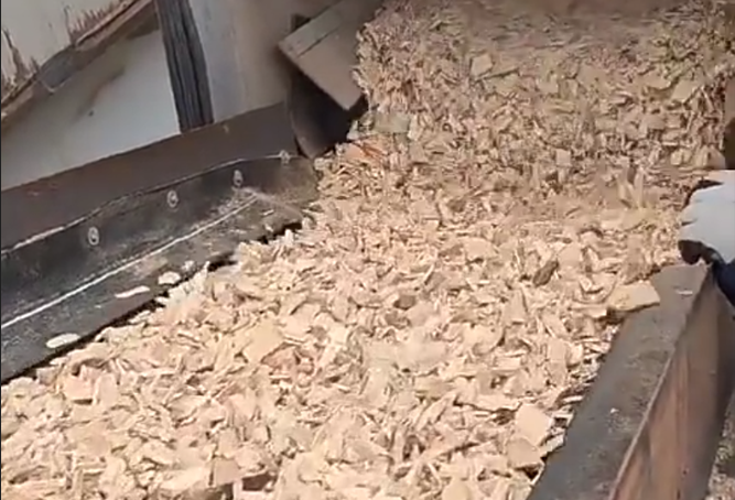 Usine de Copeaux de Bois de 1 à 2 tonnes par Heure en Pologne